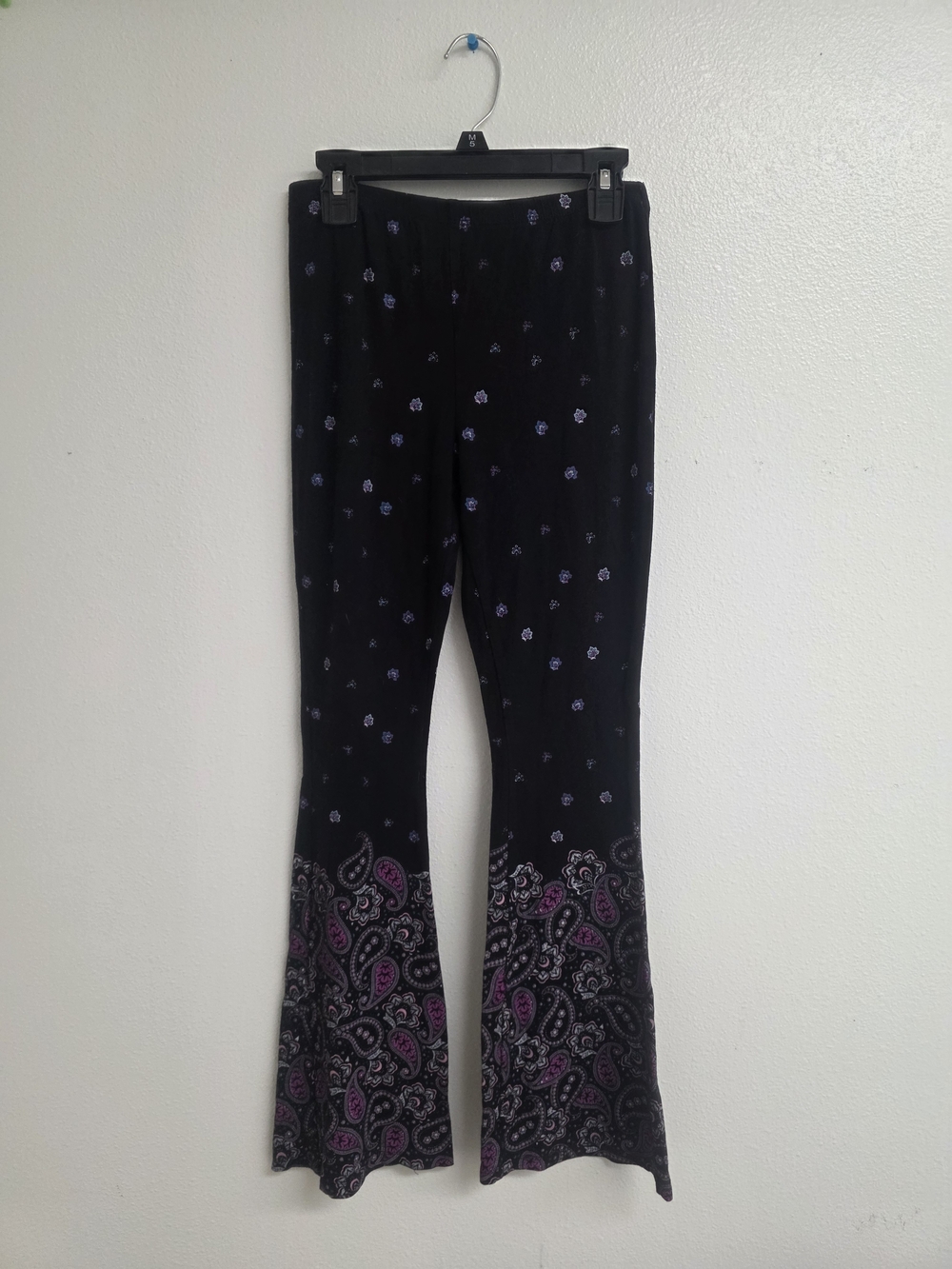 Xhilaration Black Leggings with Purple Paisley Flare Hem (0529)